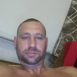 Я Nikolai, 42, знакомлюсь для регулярного секса в Керчи