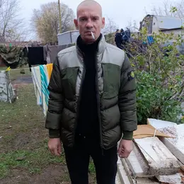 Дмитрий из Донецка, мне 43, познакомлюсь для регулярного секса