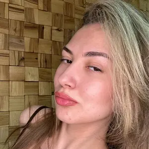 Я Lisa, 25, из Екатеринбурга, ищу знакомство для совместных путешествий