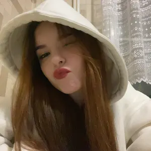 Я Юлия, 22, из Новосибирска, ищу знакомство для секса на одну ночь