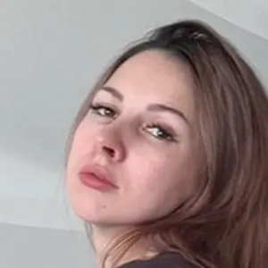Я Liana, 28, знакомлюсь для совместных путешествий в Таганроге