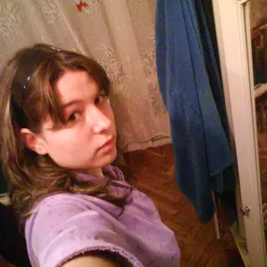 Я Людмила, 22, ищу парня или пару для общения из Месягутова