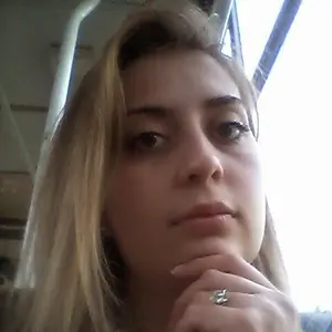 Я Валентина, 24, знакомлюсь для виртуального секса в Полонном