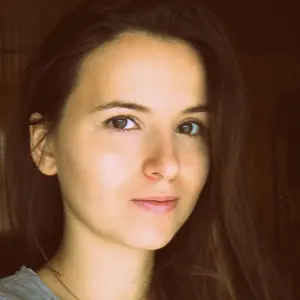 Я Лилия, 23 из Белогорска, ищу знакомство с парнем для постоянных отношений
