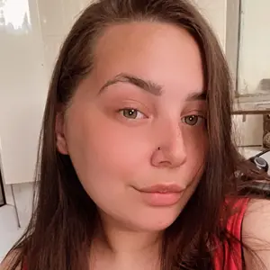 Полина из Минска, мне 22, познакомлюсь для дружбы