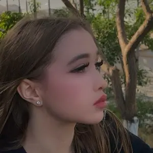 Я Амина, 19, знакомлюсь для дружбы в Махачкале