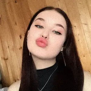 Я Дианочка, 18, знакомлюсь для регулярного секса в Казани