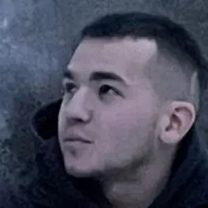 Я Владислав, 23, из Барнаула, ищу знакомство для совместных путешествий
