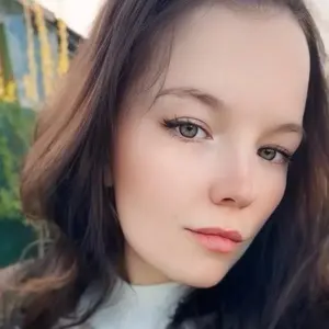 Я Лия, 23, знакомлюсь для приятного времяпровождения в Москве