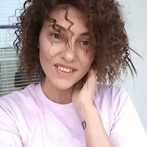Я Лера, 23 из Зеленограда, ищу знакомство с парнем или парой для регулярного секса