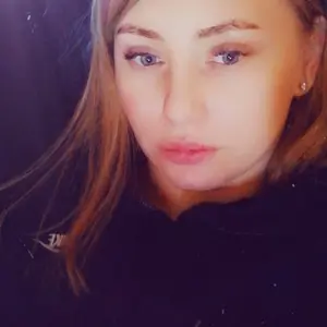 Я Мари, 23, из Уссурийска, ищу знакомство для секса на одну ночь