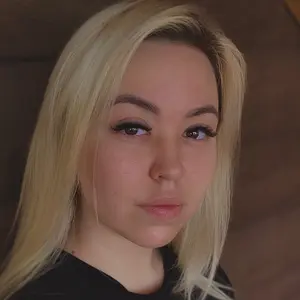 Элина из Уфы и ищу парня для приятного времяпровождения