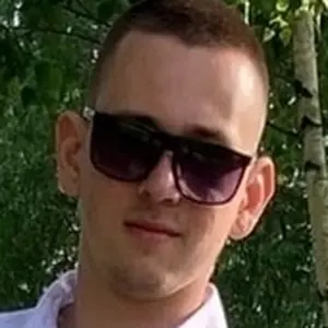 Дмитрий из Саратова, мне 26, познакомлюсь для секса на одну ночь