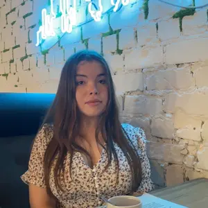 Я Алина, 22, знакомлюсь для общения в Казани