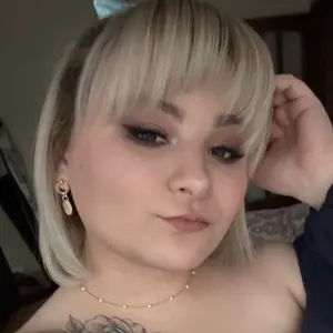 Анастасия из Минска, мне 25, познакомлюсь для общения