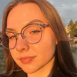 Я Александра, 21, знакомлюсь для приятного времяпровождения в Сургуте