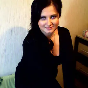 Людмила из Брянска, мне 28, познакомлюсь с парнем, девушкой или парой для приятного времяпровождения