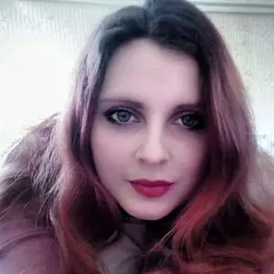 Юленька из Донецка, мне 23, познакомлюсь для виртуального секса