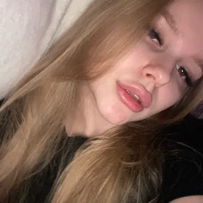Я Алиса, 18, из Москвы, ищу знакомство для совместных путешествий