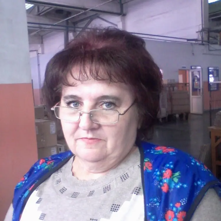Елена из Березовки, мне 61, познакомлюсь для секса на одну ночь