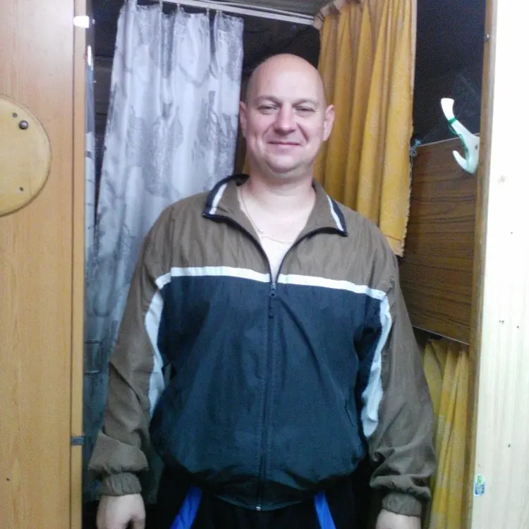 Я Kyralesov, 42, из Славянки, ищу знакомство для приятного времяпровождения