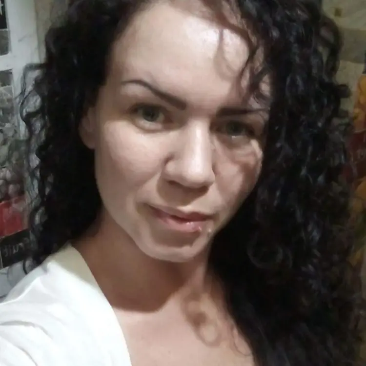 Елена из Оренбурга, ищу на сайте регулярный секс