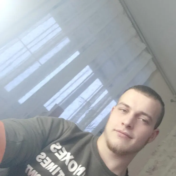 Я Алексей, 22, знакомлюсь для регулярного секса в Покрове
