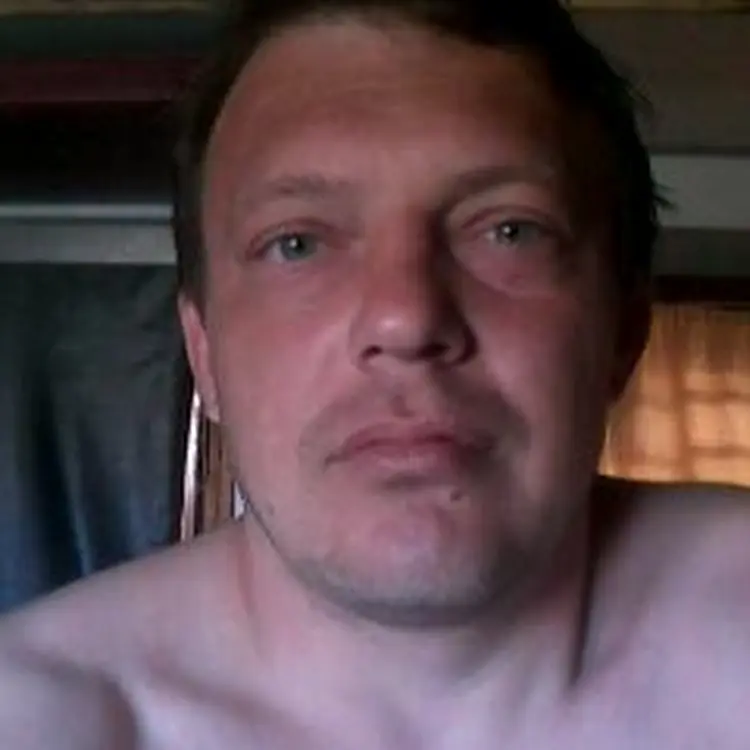 Сергей из Ершова, ищу на сайте секс на одну ночь