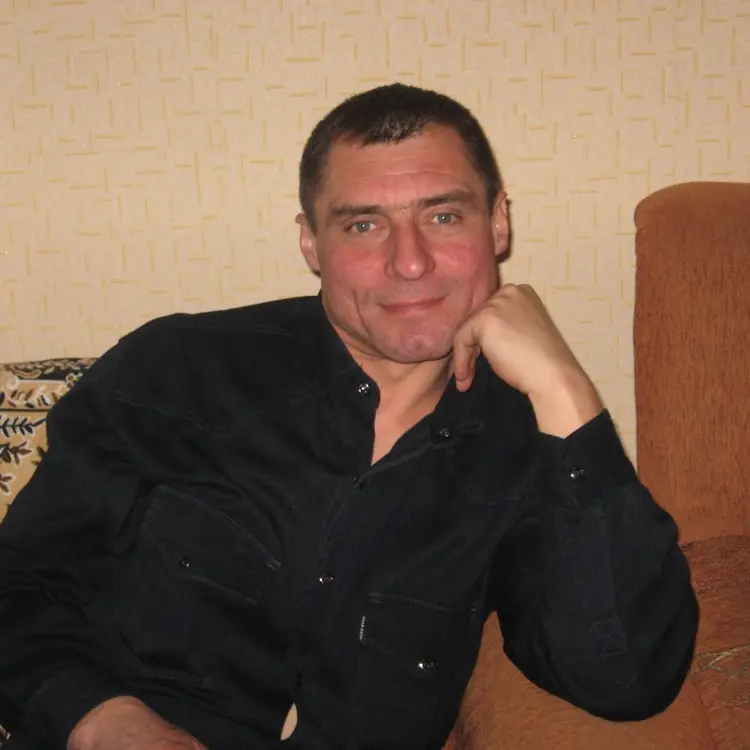 Я Andrey, 60, из Барановичей, ищу знакомство для секса на одну ночь