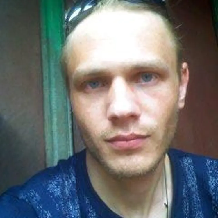 Я Fredi, 40, из Новозыбкова, ищу знакомство для общения