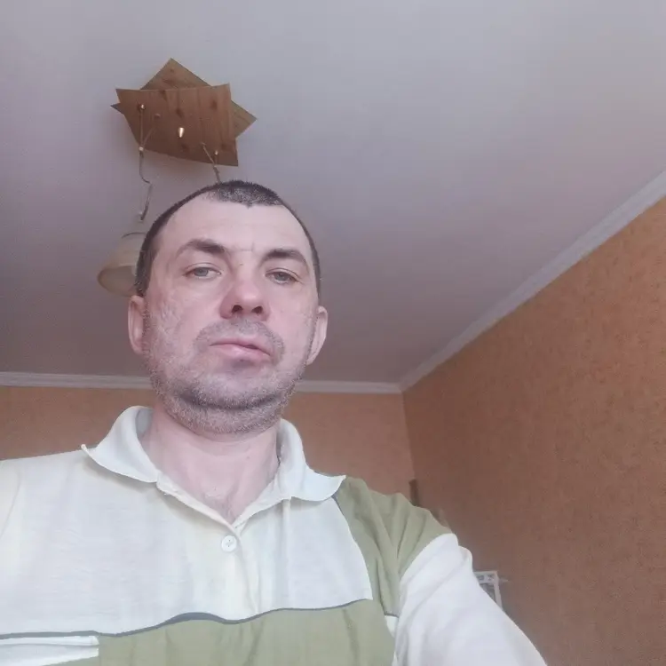 Сергей из Орла, мне 47, познакомлюсь для регулярного секса
