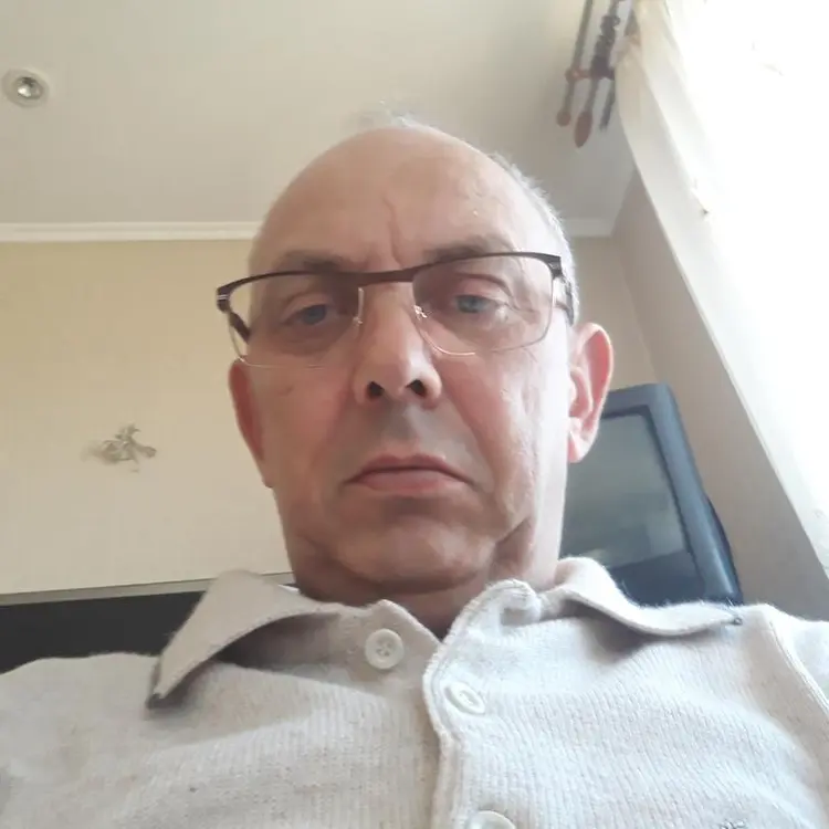 Я Ник, 54, из Барановичей, ищу знакомство для регулярного секса
