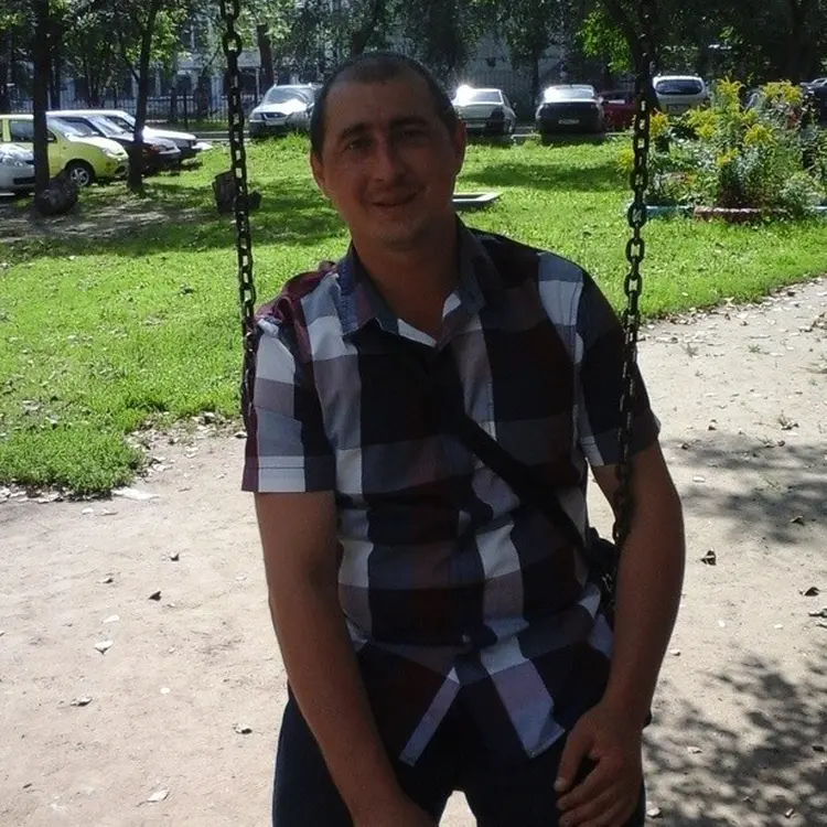 Я Вадим, 40, из Междуреченска, ищу знакомство для приятного времяпровождения