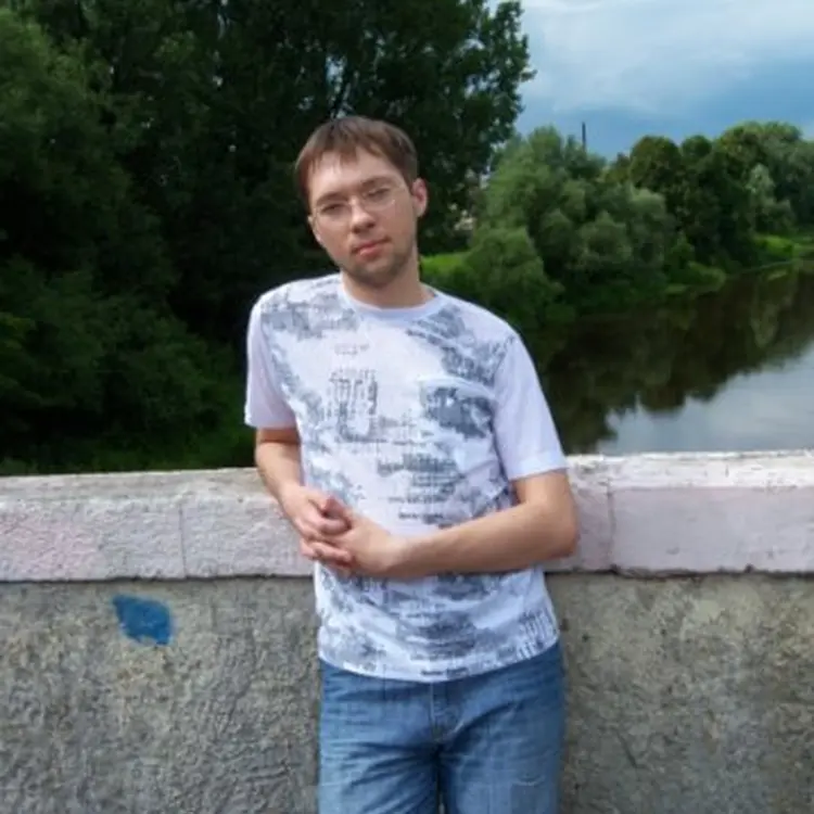 Я Михаил, 34, из Калининграда, ищу знакомство для регулярного секса
