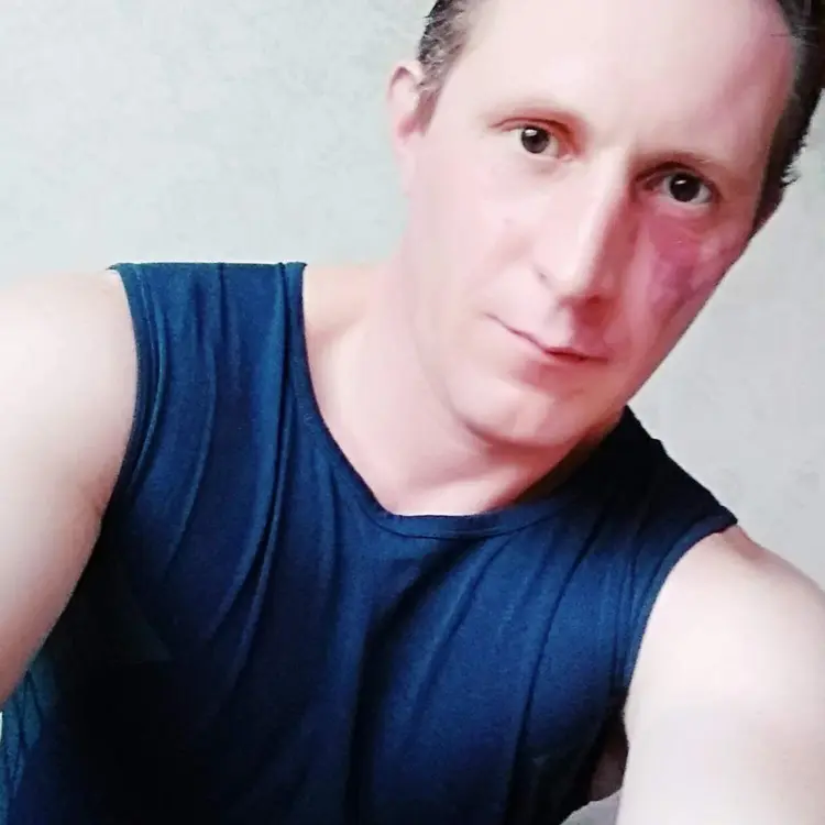 Я Дмитрий, 41, знакомлюсь для регулярного секса в Новополоцке