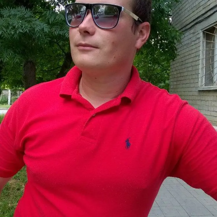 Я Олег, 34, из Железноводска, ищу знакомство для секса на одну ночь