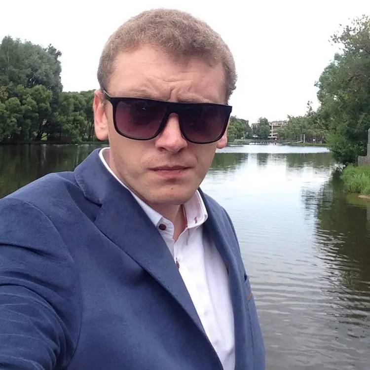 Я Вячеслав, 34, из Троицка, ищу знакомство для дружбы