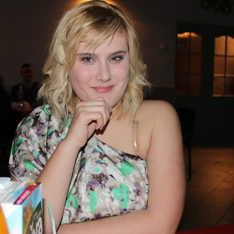 Я Милослава, 24, из Ужгорода, ищу знакомство для регулярного секса