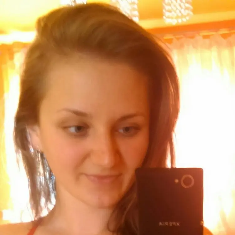 Я Алина, 24, из Костромы, ищу знакомство для постоянных отношений
