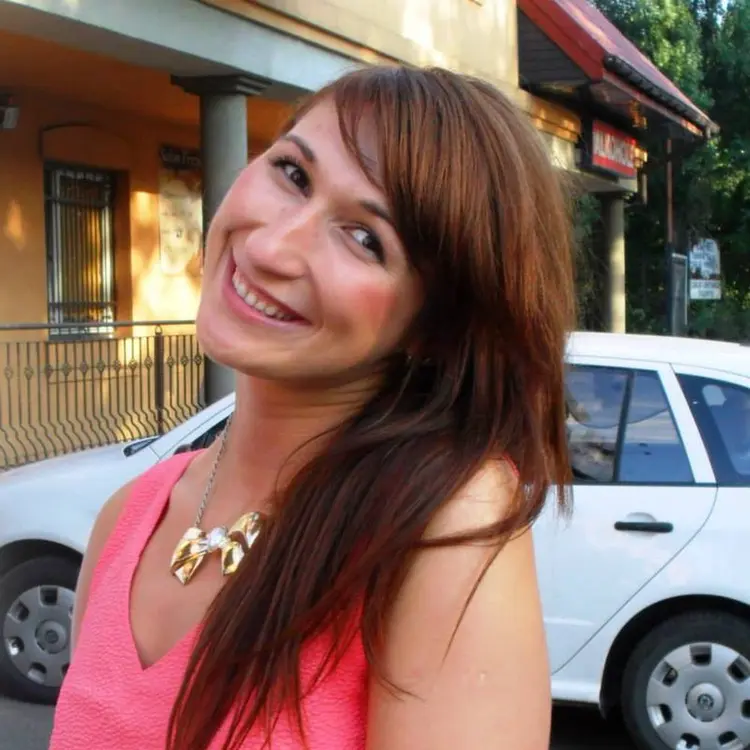 Александра из Южно-Сахалинска, ищу на сайте секс на одну ночь