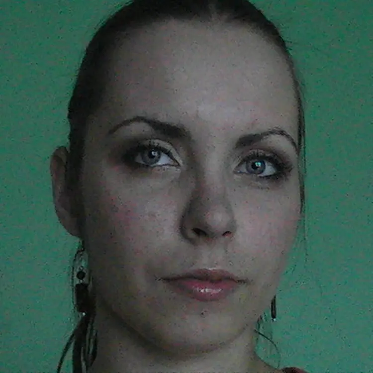 Руслана из Киренска, мне 27, познакомлюсь для общения