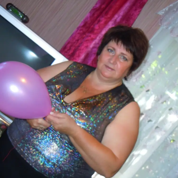 Я Ольга, 52, из Нижнего Новгорода, ищу знакомство для приятного времяпровождения