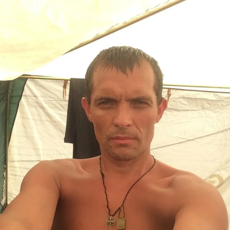 Я Дмитрий, 40, знакомлюсь для регулярного секса в Раменском