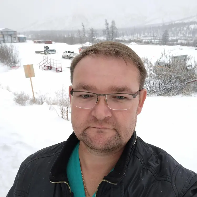 Я Олег, 44, из Геленджика, ищу знакомство для приятного времяпровождения