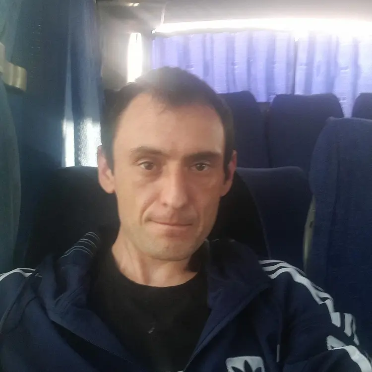 Я Денис, 33, знакомлюсь для регулярного секса в Серпухове