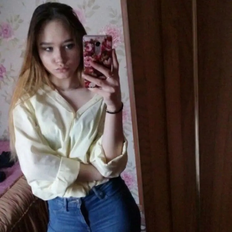 Я Женя, 21, из Ростова-на-Дону, ищу знакомство для общения