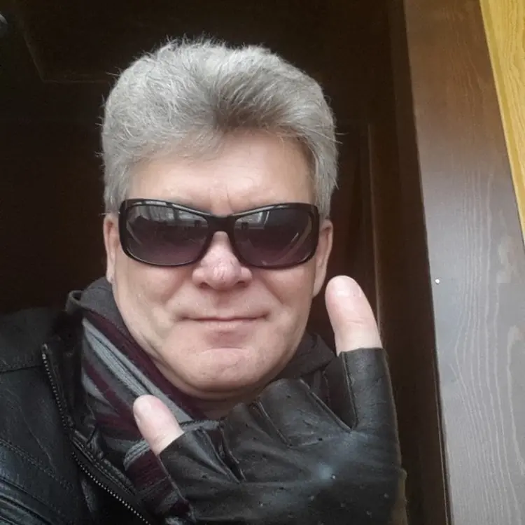 Я Uriy, 58, знакомлюсь для постоянных отношений в Усть-Илимске