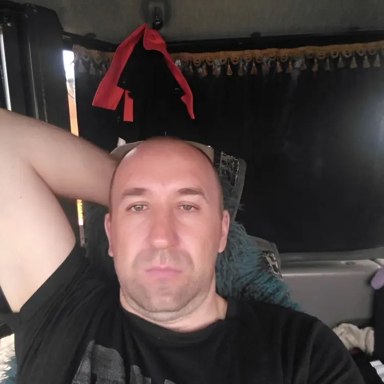 Я Василий, 41, из Тобольска, ищу знакомство для общения