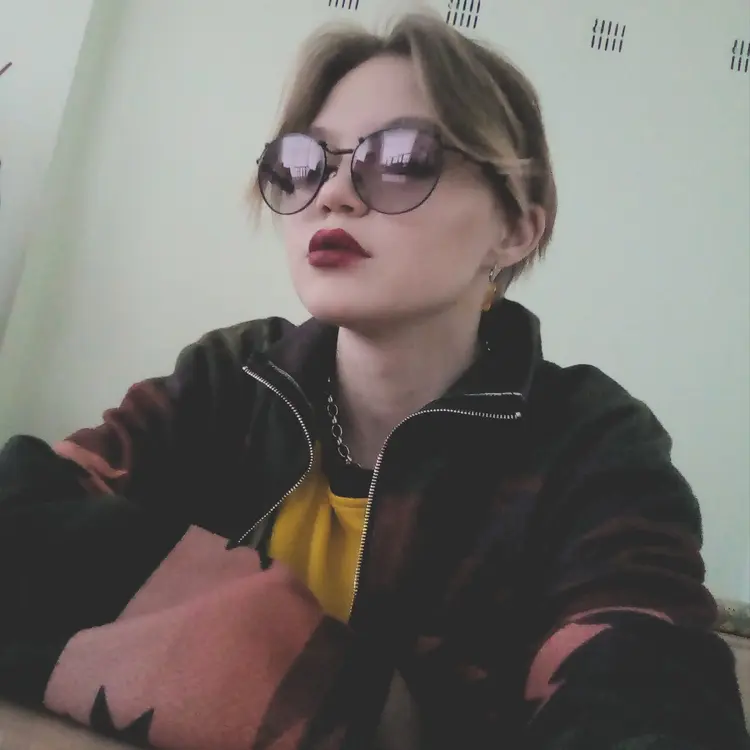 Я Юлия, 19, из Ижевска, ищу знакомство для секса на одну ночь