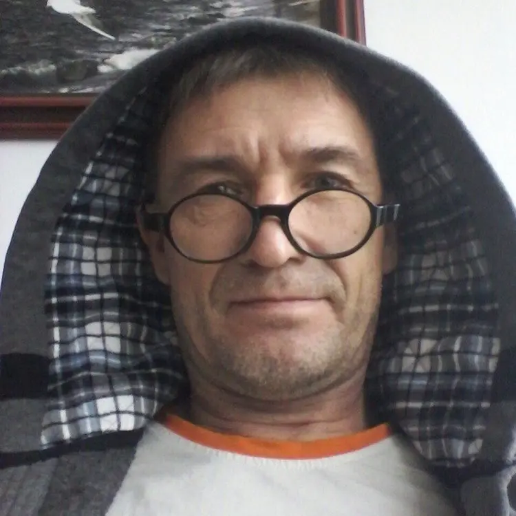 Я Стас, 59, из Подольска, ищу знакомство для регулярного секса